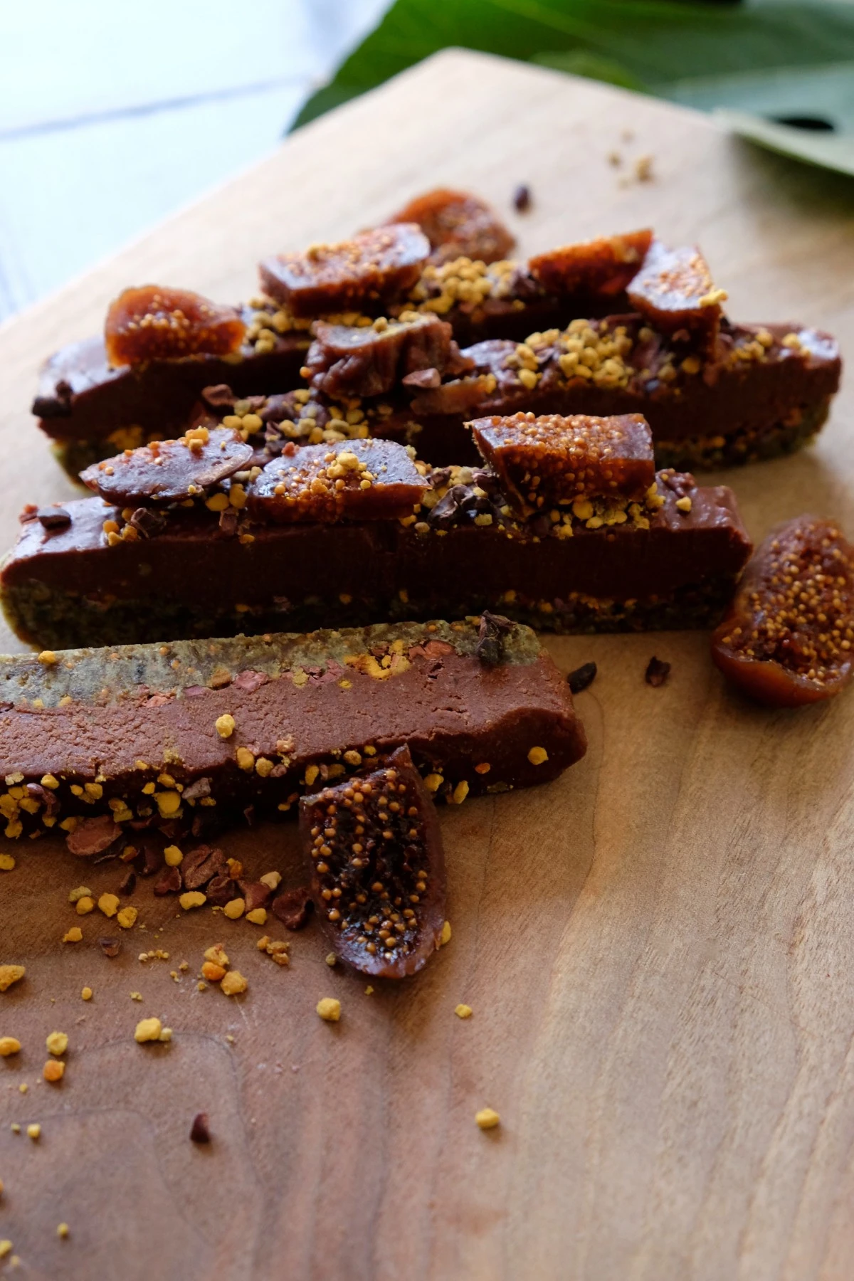 Superfood fig raw bars with Royal Ghee
